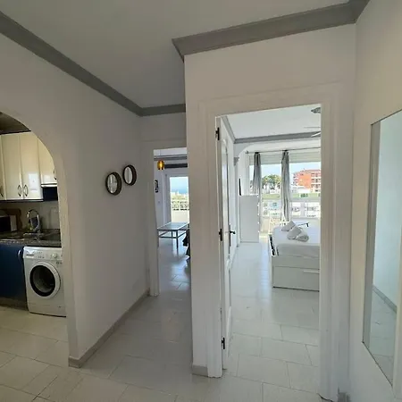 Flat With Terrace And Sea Views In - Miro Daire *